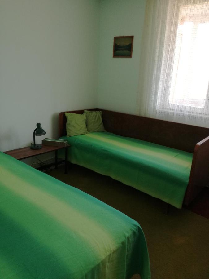 Sara Apartman Târgu-Mureş Εξωτερικό φωτογραφία